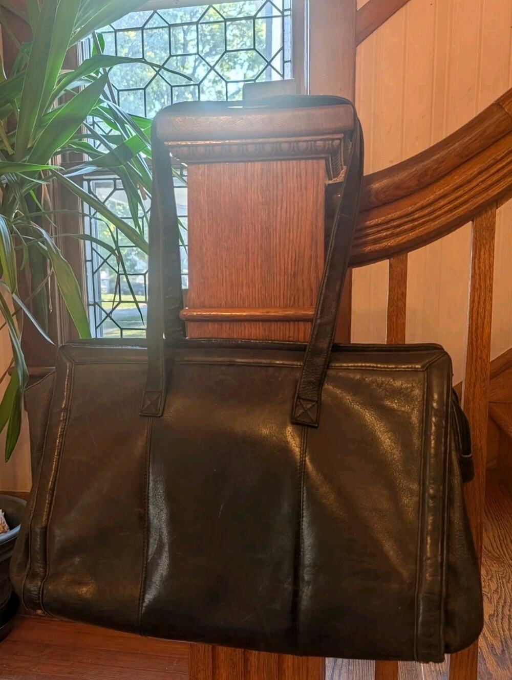 Vintage Boulder Ridge Soft Leather Laptop Messenger Bag Soft Black Leather